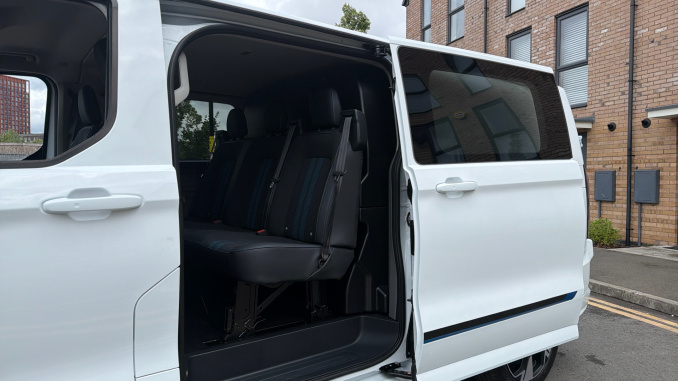 Ford Transit Custom 320 L2 Diesel Fwd 2.0 EcoBlue 150ps H1 Double Cab Van Sport - Image 5